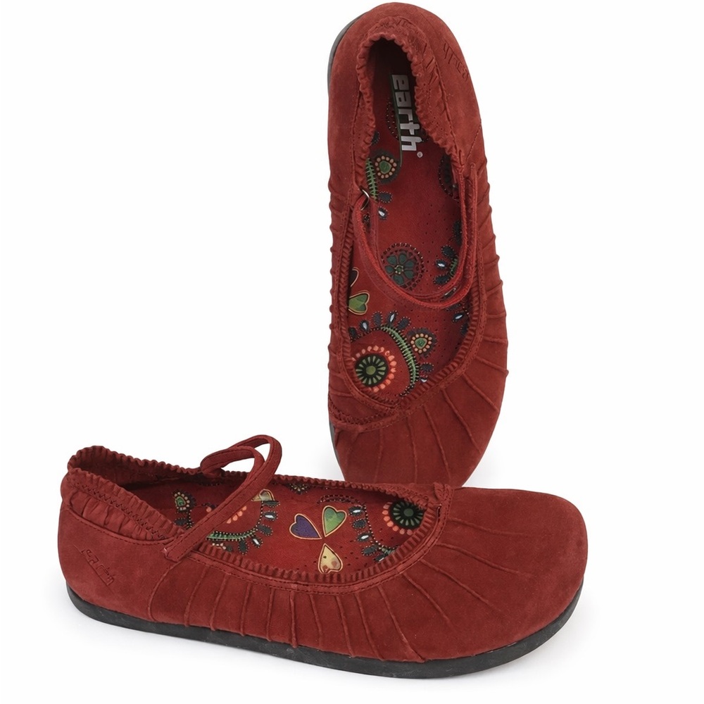 EARTH Women's Burgundy Red Suede Pleated MaryJane Flats Clogs 9 - Picture 2 of 8